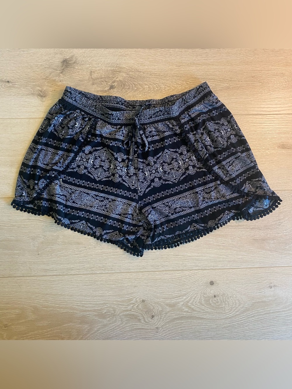 just be Black Paisley Pom-Trim High Waist Shorts